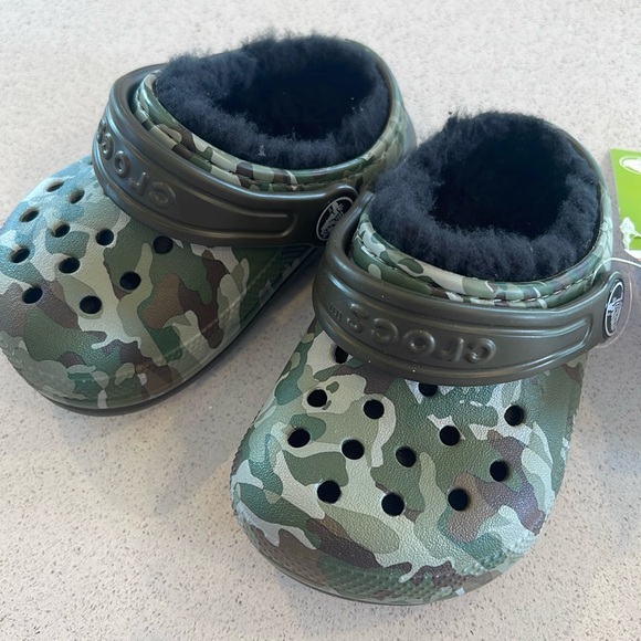 CROCS Other - NWT Military Crocs Toddler Size 4